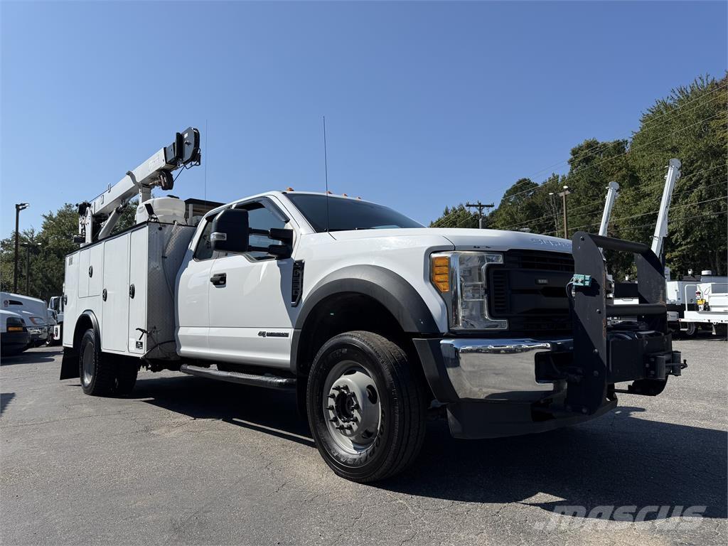 Ford F550 都市/通用型車輛