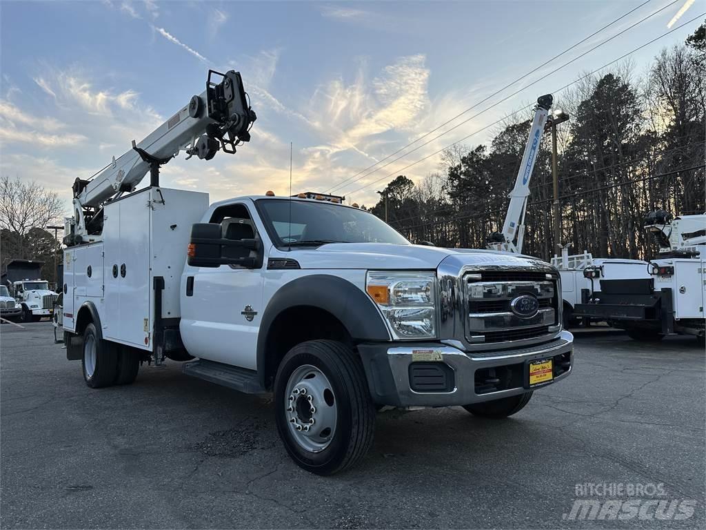 Ford F550 都市/通用型車輛