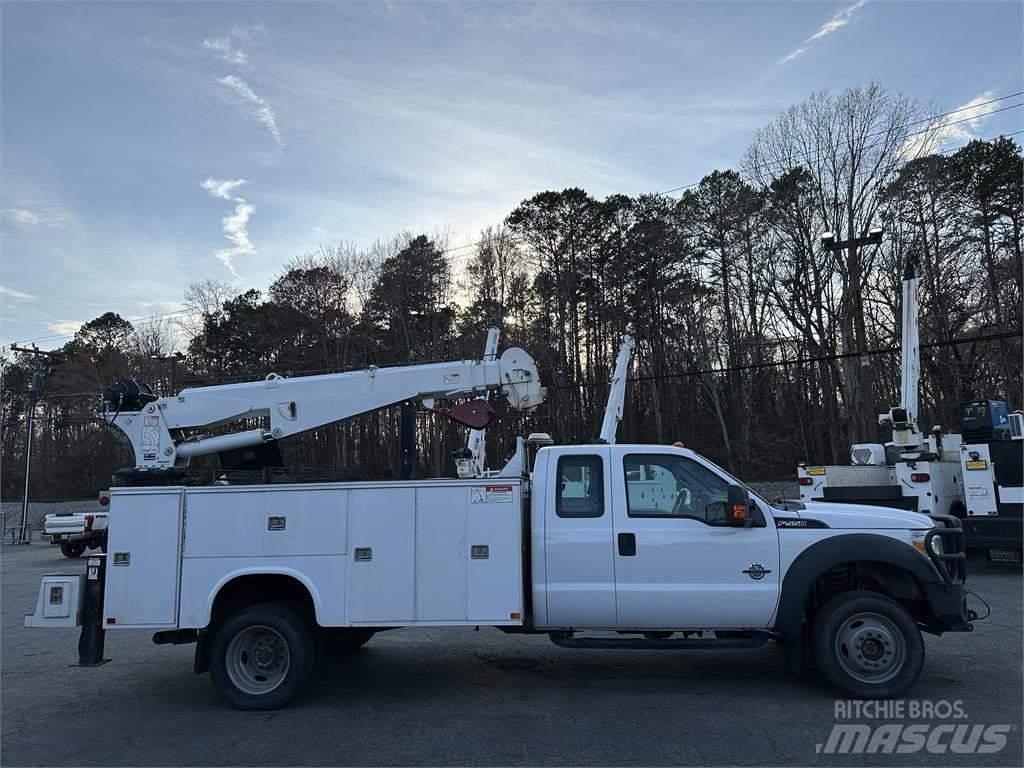Ford F550 都市/通用型車輛