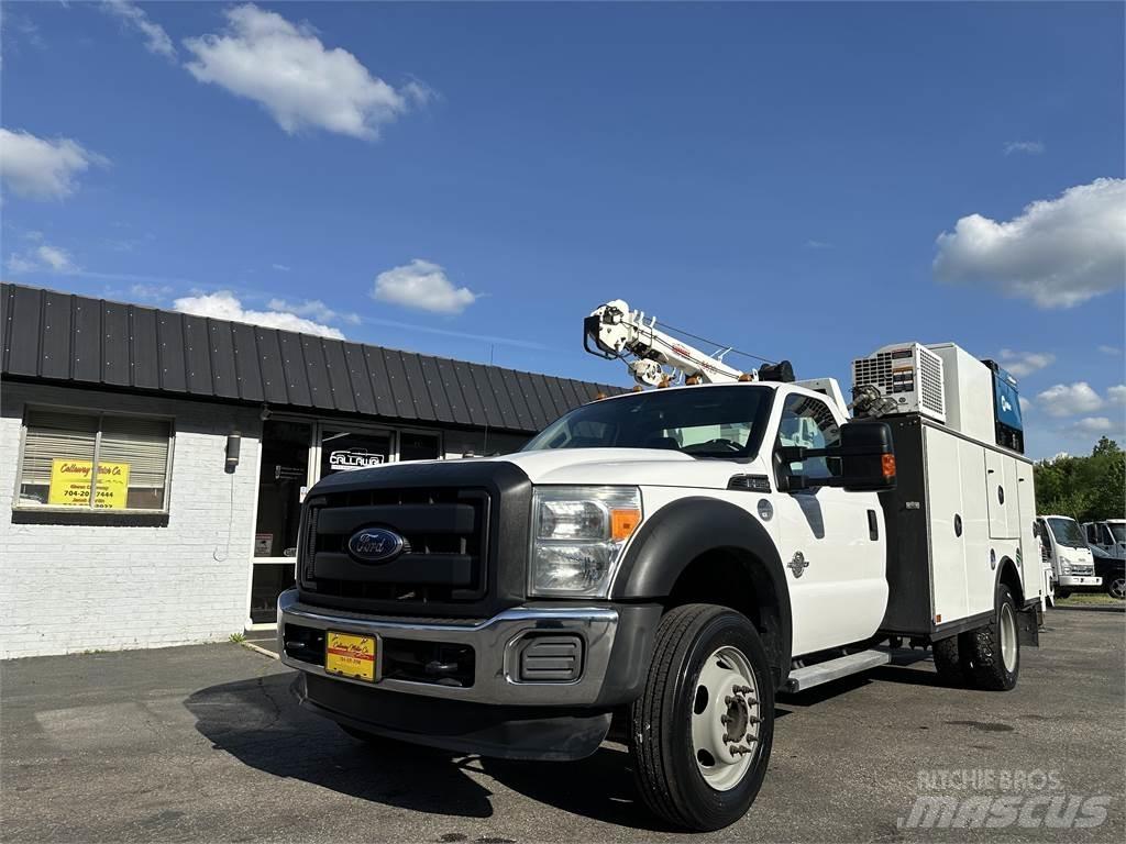 Ford F550 都市/通用型車輛