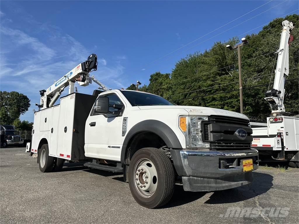 Ford F550 都市/通用型車輛