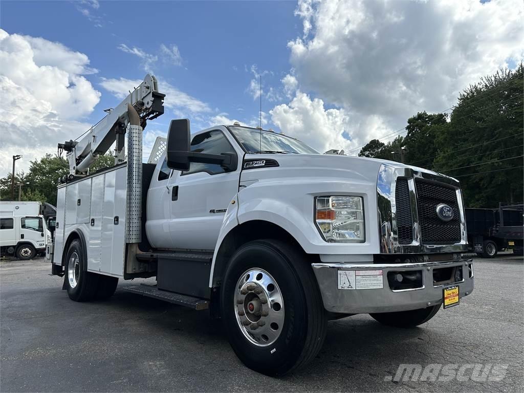 Ford F750 都市/通用型車輛