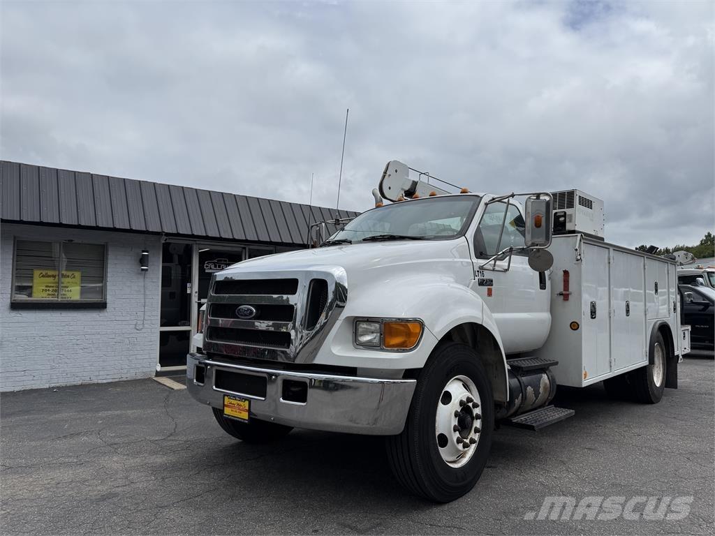 Ford F750 都市/通用型車輛