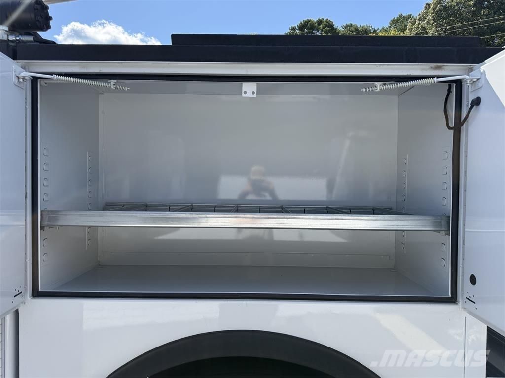Ford F750 都市/通用型車輛