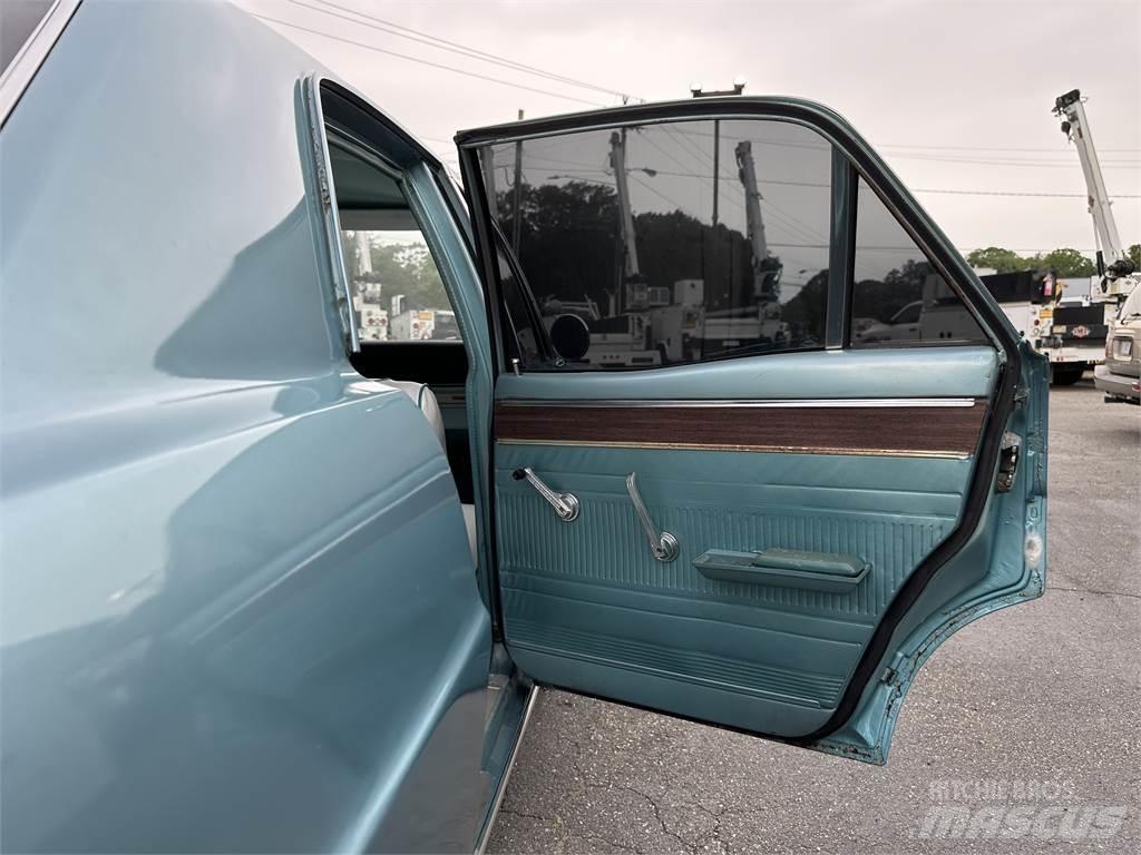 Ford FAIRLANE 其他貨車