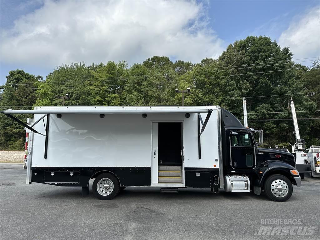 Peterbilt 337 其他貨車