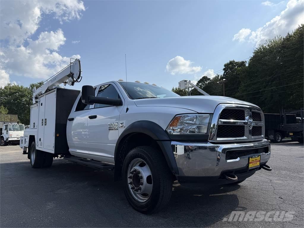 RAM 5500 都市/通用型車輛