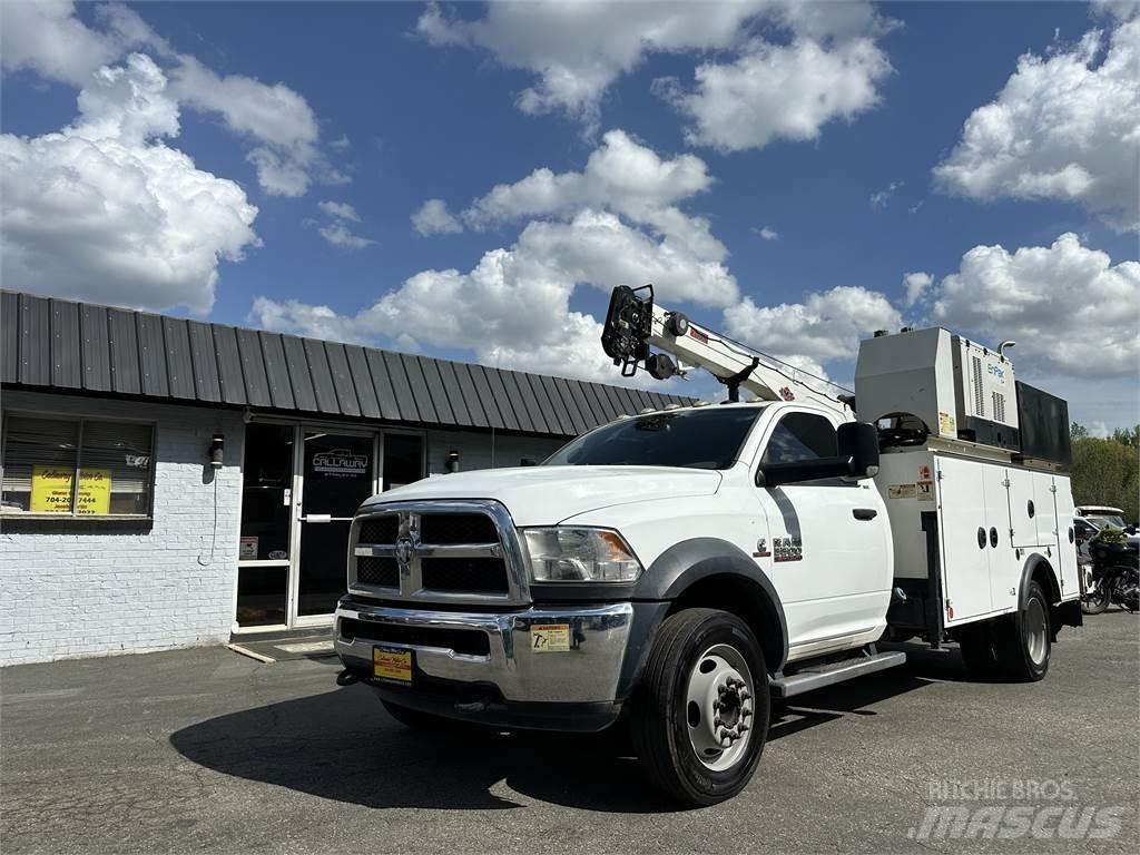 RAM 5500 都市/通用型車輛