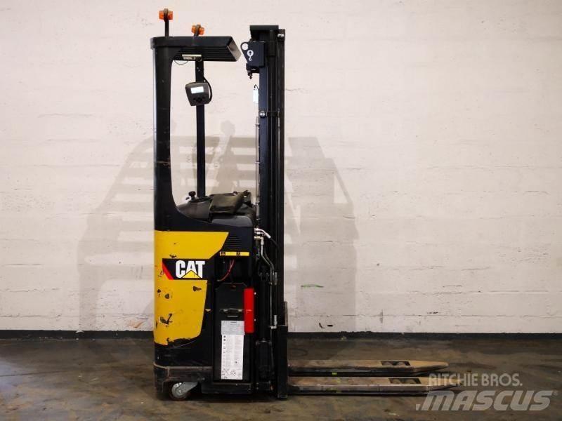 CAT NSR16N 自走式堆積機