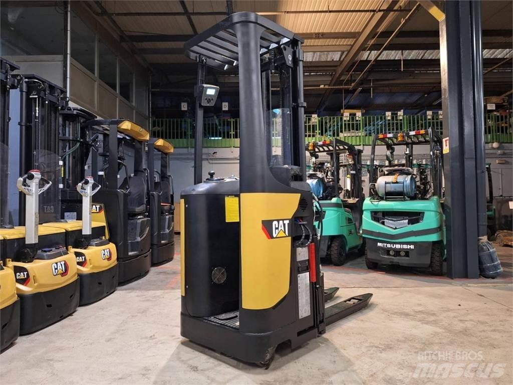 CAT NSR16N2 自走式堆積機