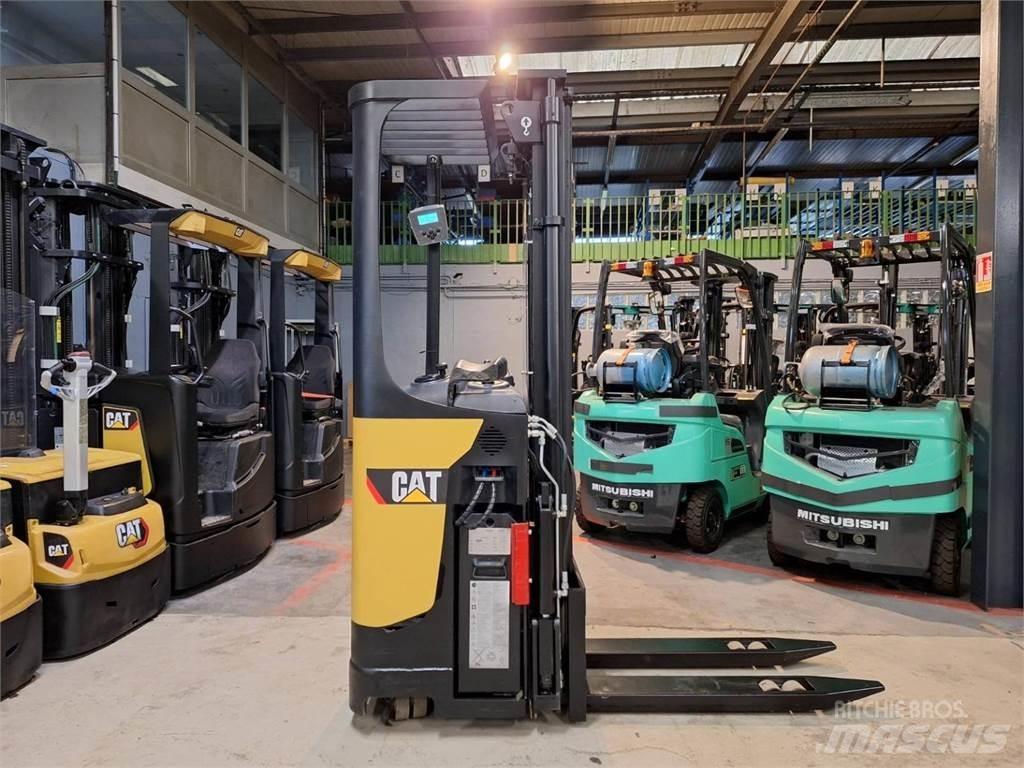 CAT NSR16N2 自走式堆積機