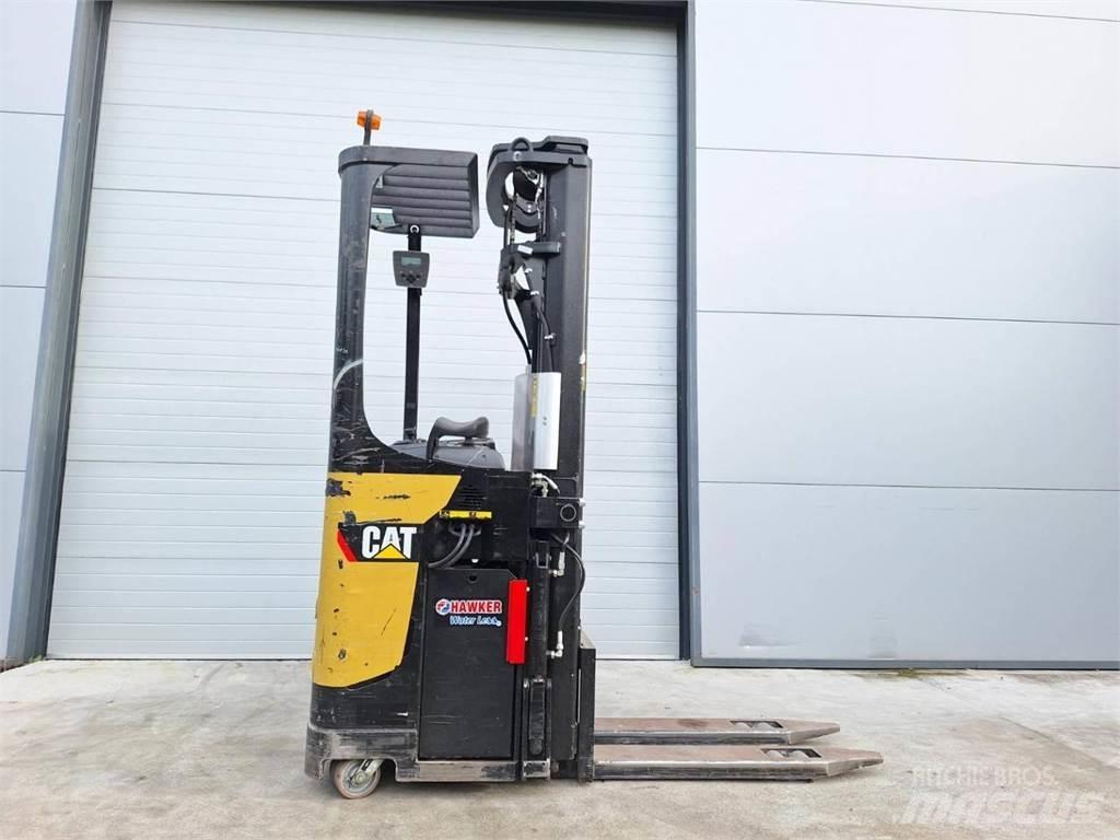 CAT NSR20N 自走式堆積機