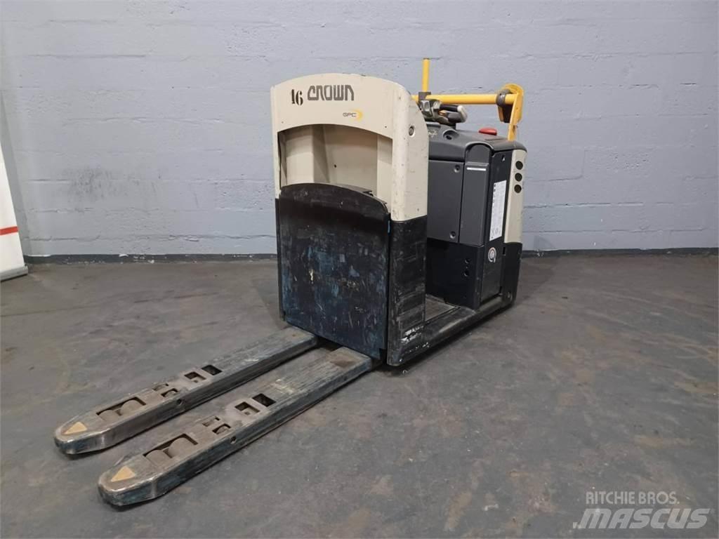 Crown GPC3020 低架裝載機