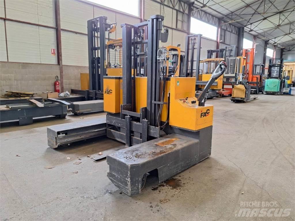 FAC 4VR 2510 行走控制式堆積機