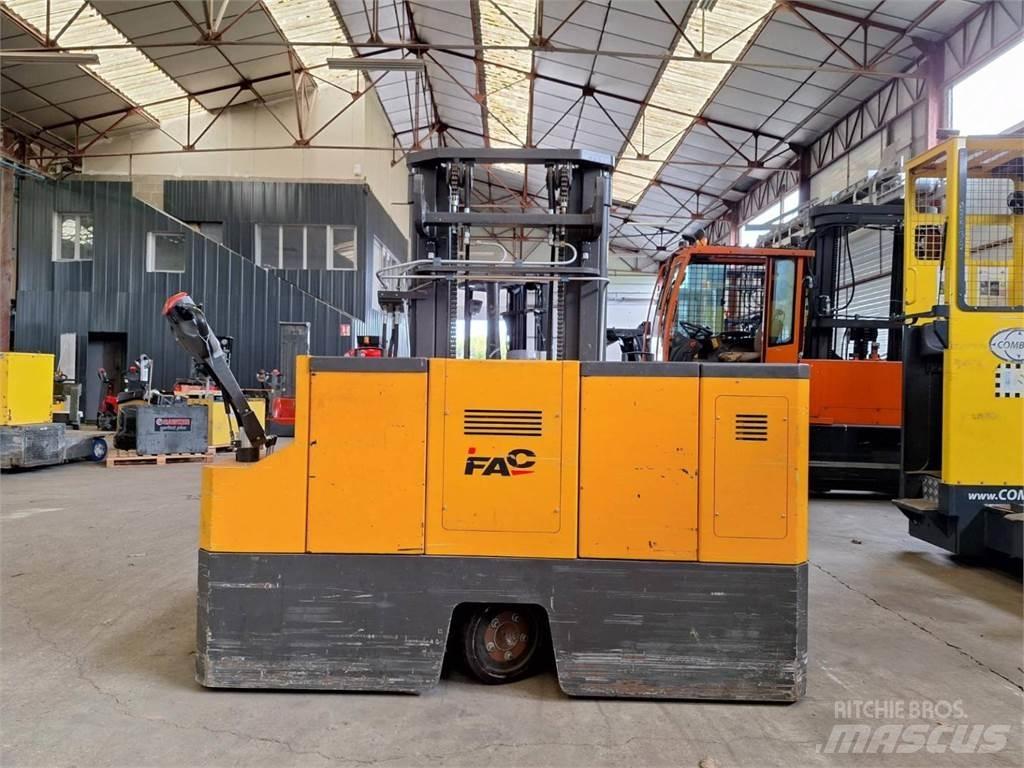 FAC 4VR 2510 行走控制式堆積機