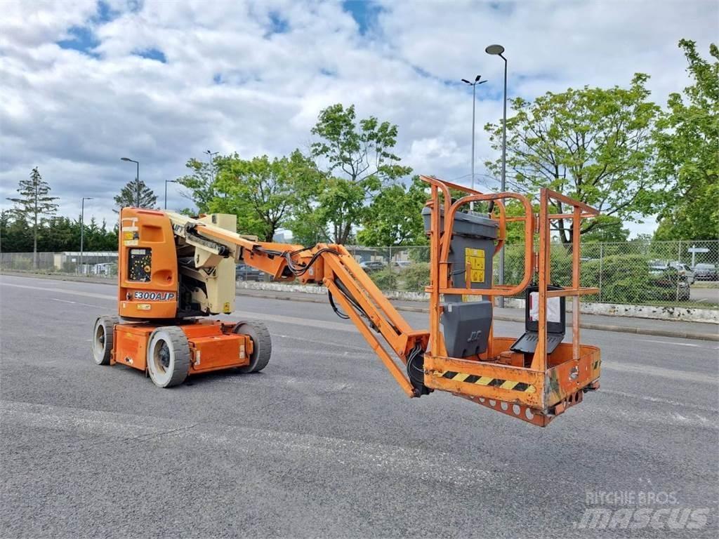 JLG E300AJP 其他升降機和作業平台