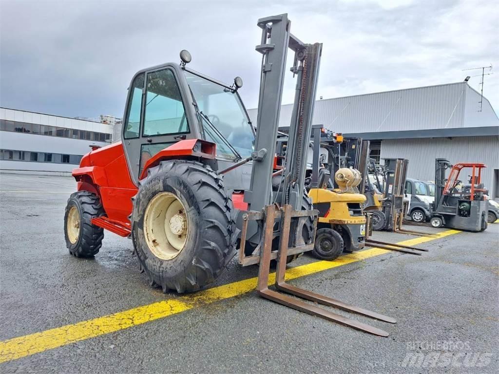 Manitou M30.2 越野車