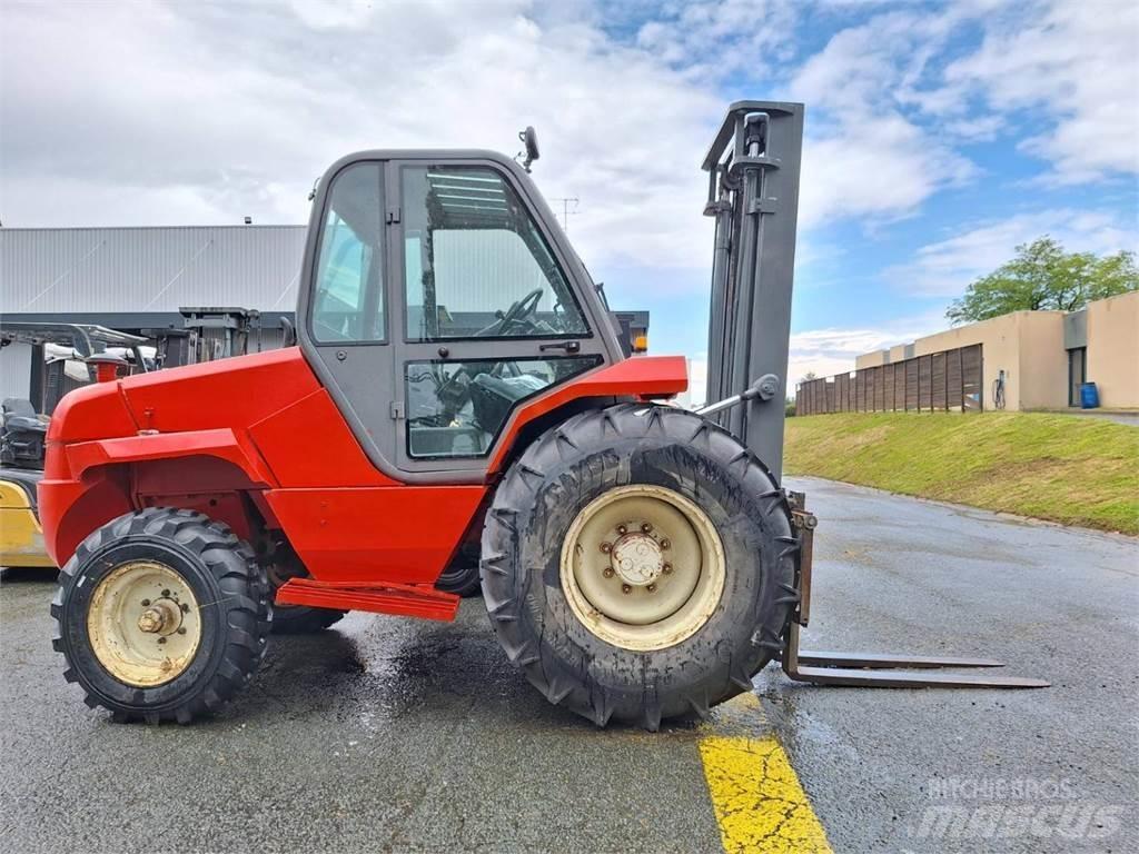 Manitou M30.2 越野車