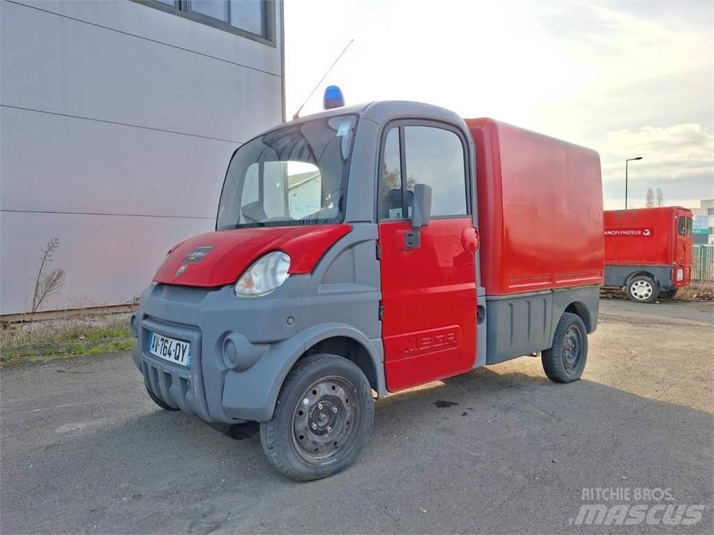 Mega MULTITRUCK 貨箱式卡車
