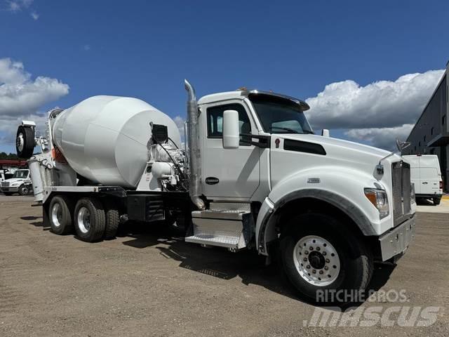 Kenworth T880 其他