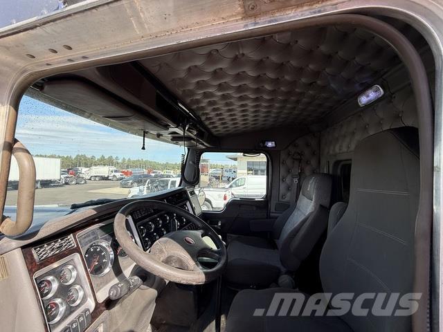 Kenworth W900 其他