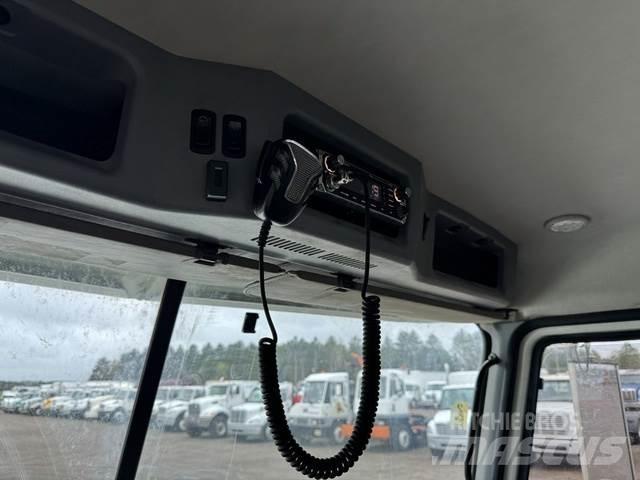 Mack GRANITE 其他