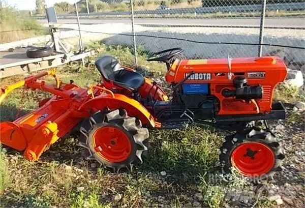 Kubota 6001 di '04 動力耙和旋轉式耕耘機
