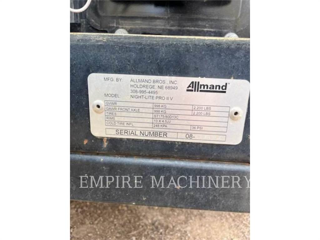 Allmand LT-NLPRIIV 照明燈