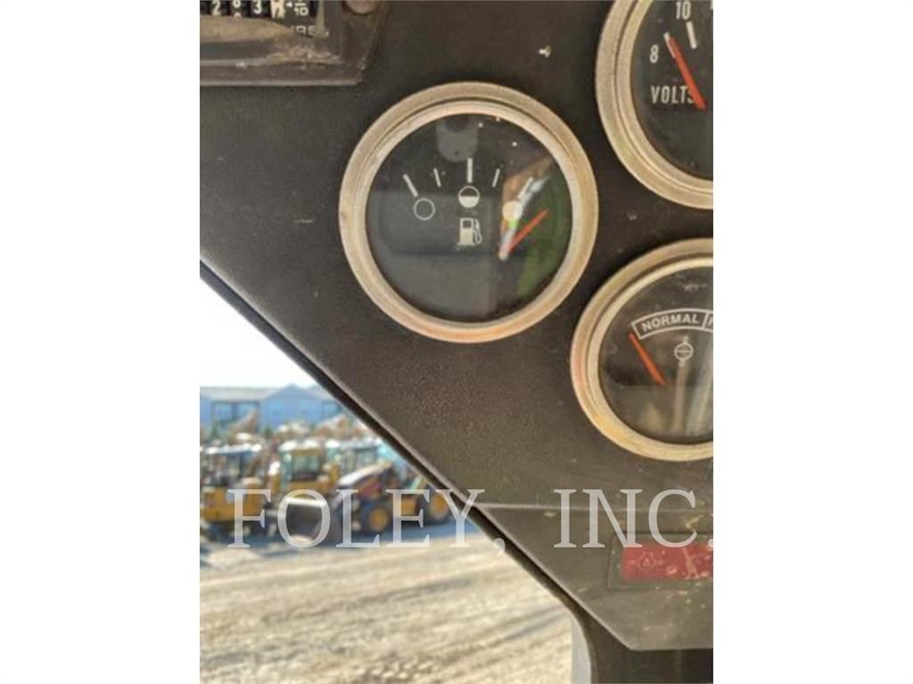 Bobcat 743B 滑移轉向裝載機