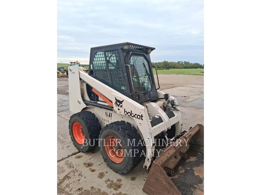 Bobcat 853 滑移轉向裝載機