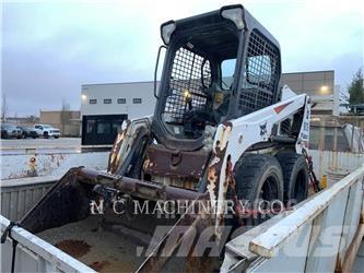 Bobcat S450 滑移轉向裝載機