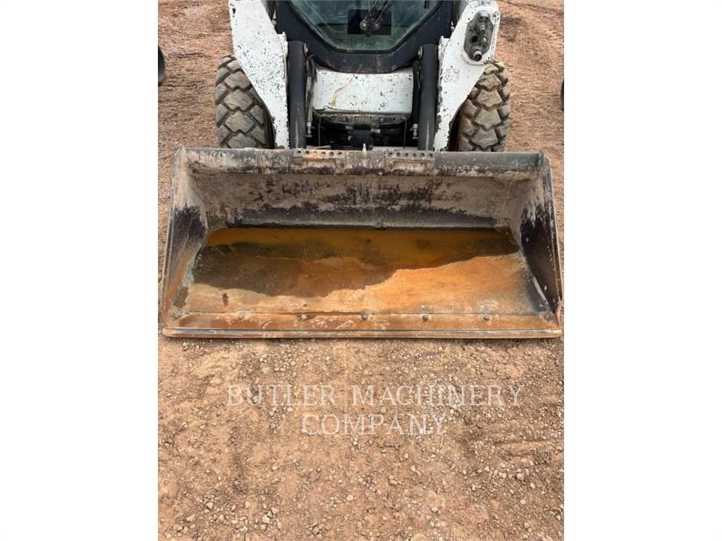 Bobcat S570 滑移轉向裝載機