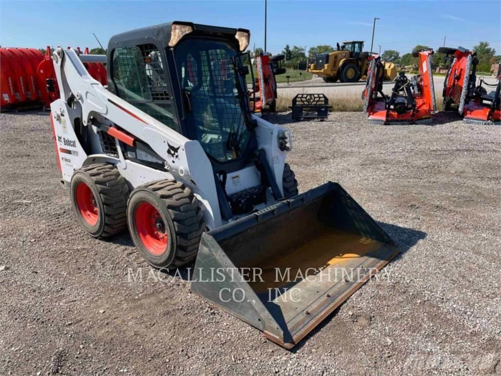Bobcat S590 滑移轉向裝載機