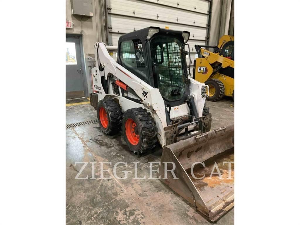 Bobcat S595 滑移轉向裝載機