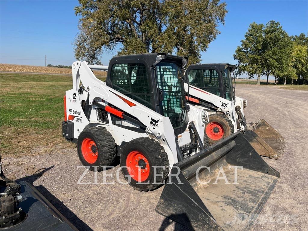 Bobcat S595 滑移轉向裝載機