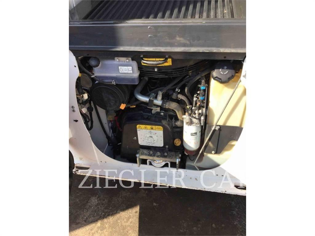 Bobcat S64 滑移轉向裝載機