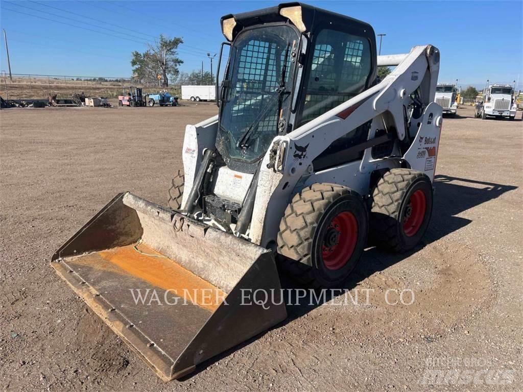 Bobcat S650 滑移轉向裝載機