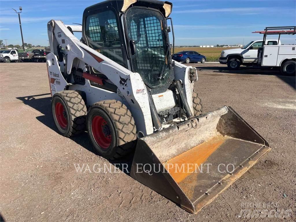 Bobcat S650 滑移轉向裝載機