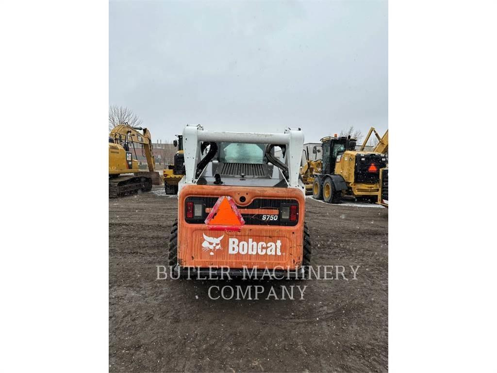 Bobcat S750 滑移轉向裝載機