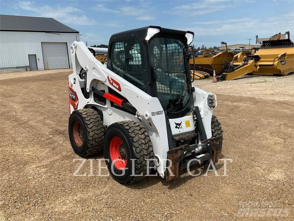 Bobcat S770 滑移轉向裝載機