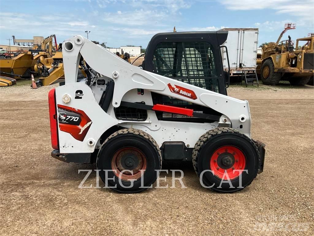 Bobcat S770 滑移轉向裝載機