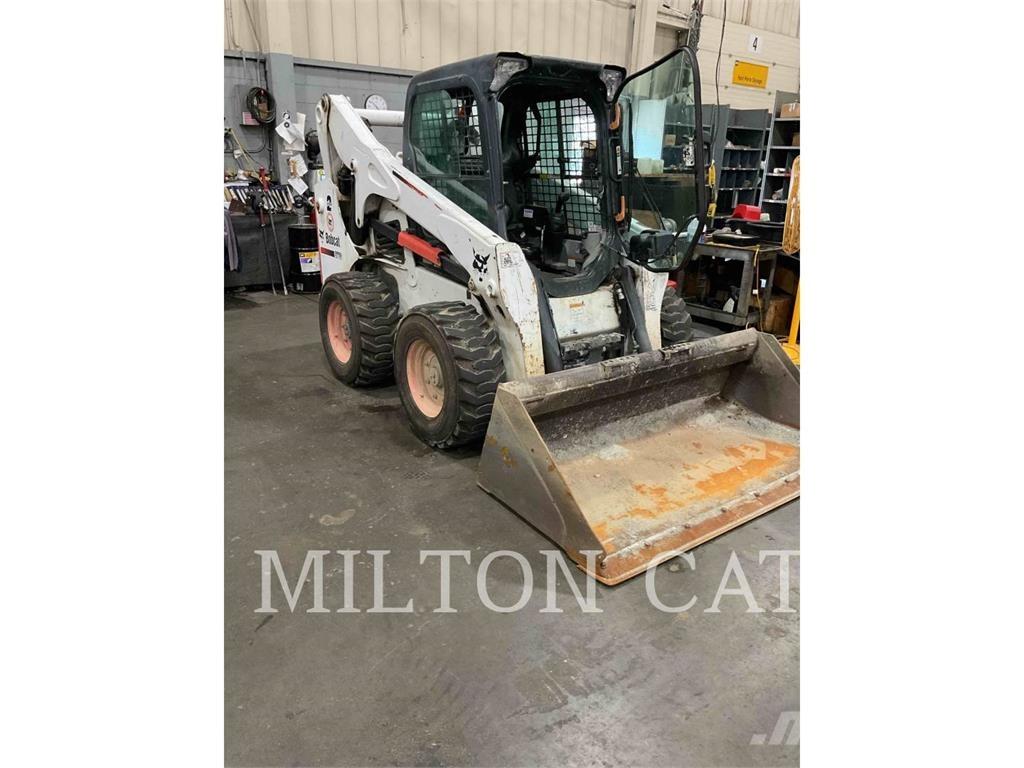 Bobcat S770 滑移轉向裝載機