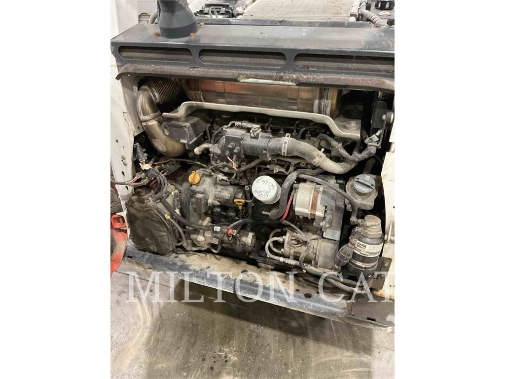 Bobcat S770 滑移轉向裝載機