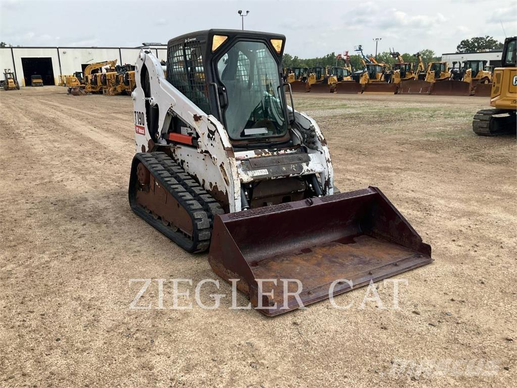 Bobcat T190 推土機