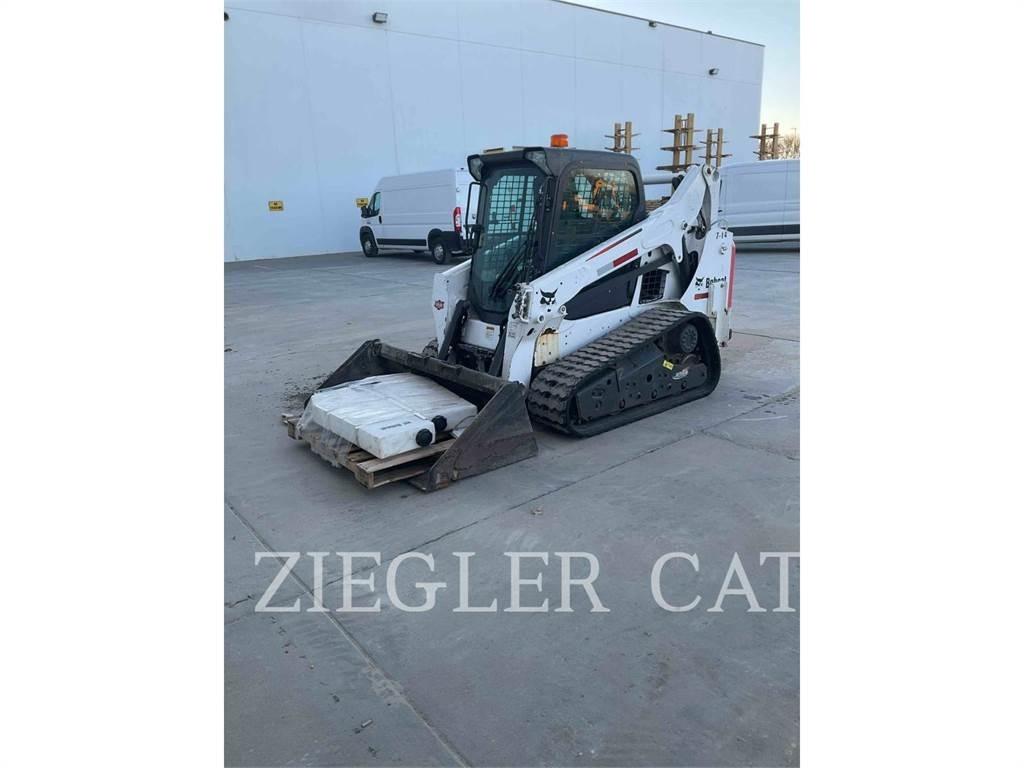 Bobcat T590 推土機