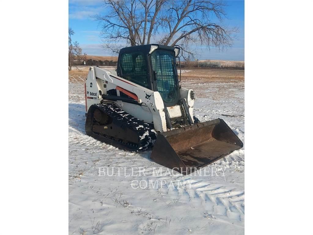 Bobcat T630 推土機