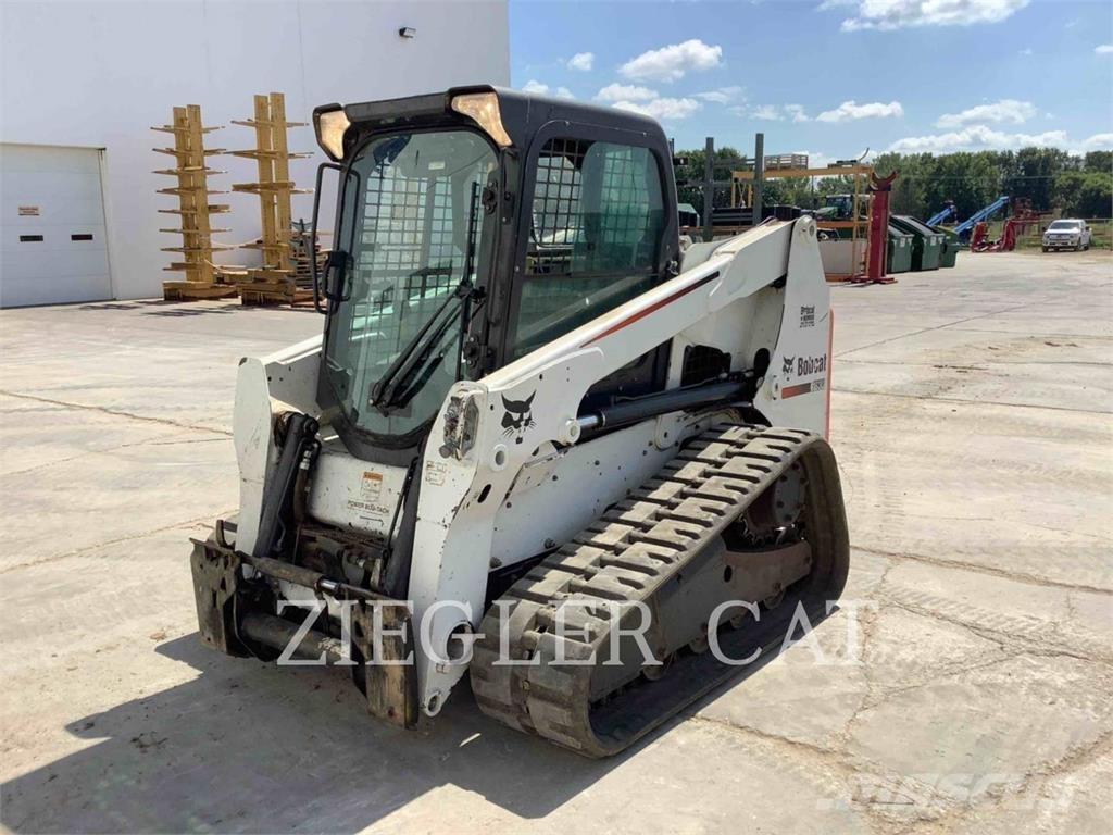 Bobcat T630 推土機