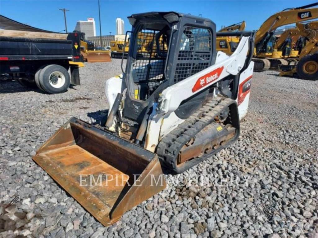 Bobcat T64 滑移轉向裝載機