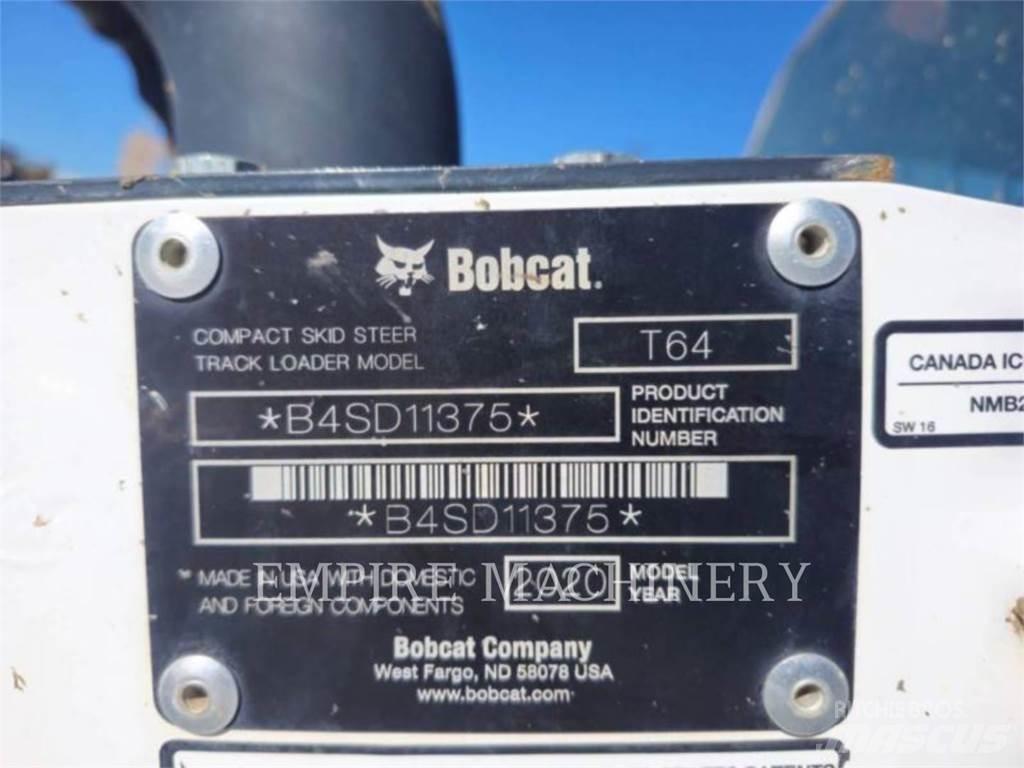 Bobcat T64 滑移轉向裝載機