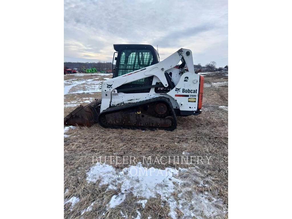 Bobcat T650 推土機